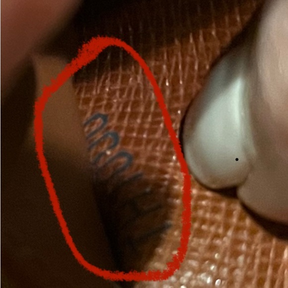 Louis Vuitton Monogram Elise Trifold Wallet - Picture 16 of 16